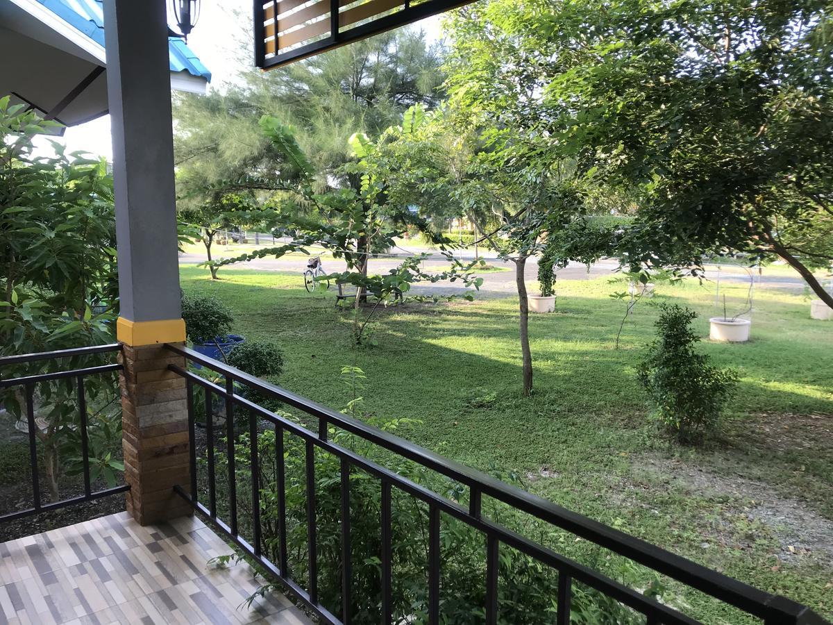 Sangtong Beach Resort Laem Sing Dış mekan fotoğraf
